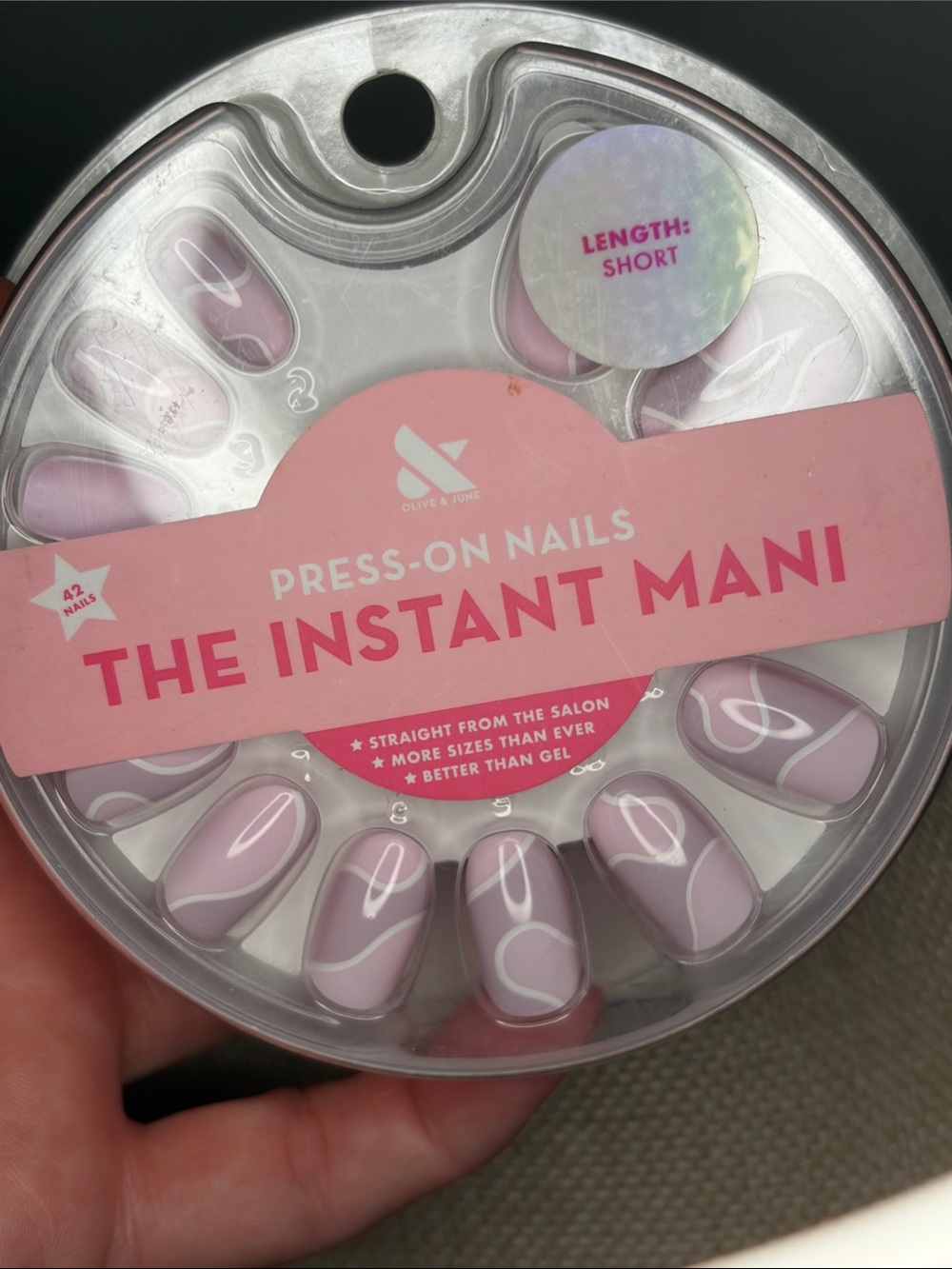The Instant Mani Press-On Nails — Soft Pink Swirl (Short)